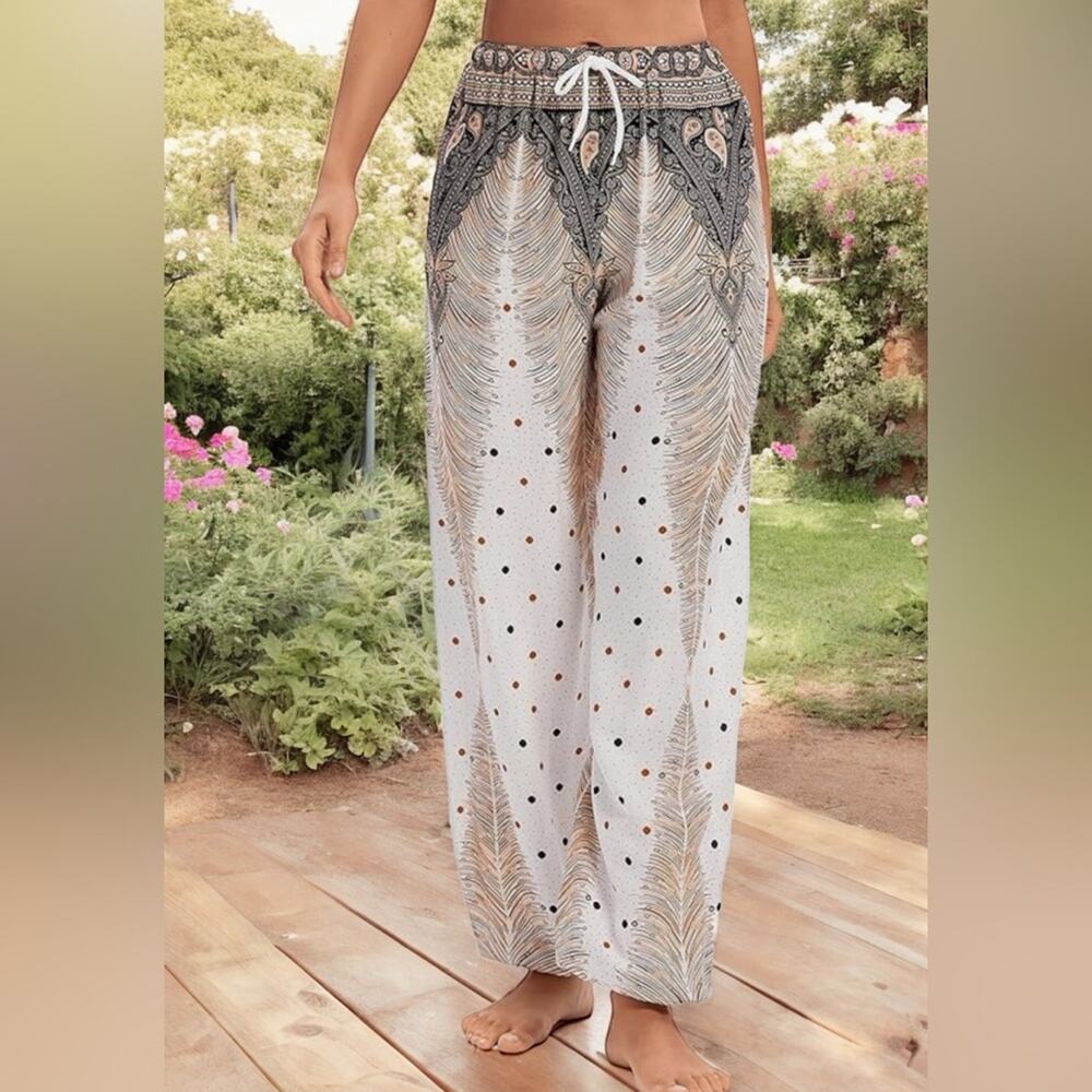 NEW Urban CoCo Boho Paisley Smocked Waist Harem Yoga Pants Nude Natural M NWT